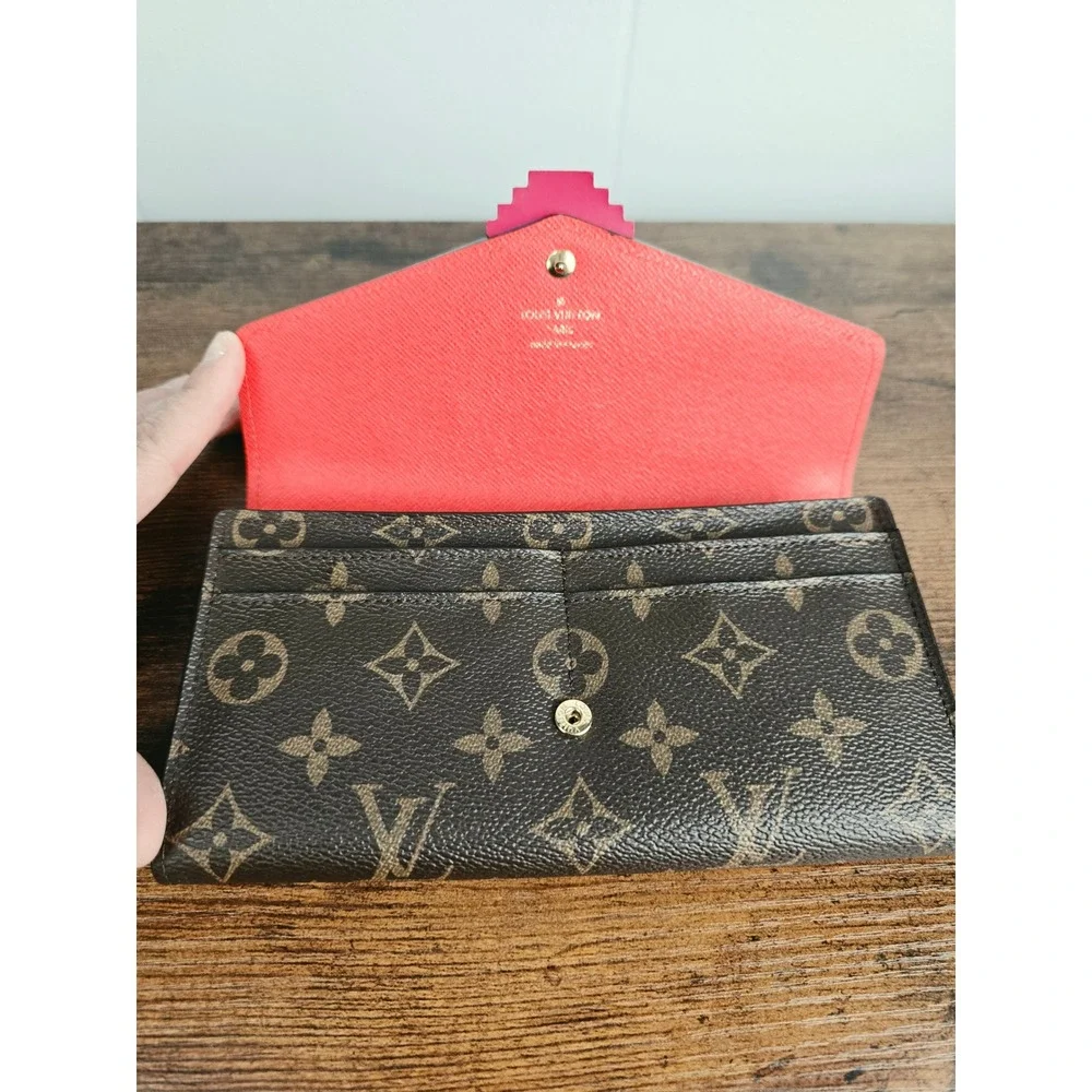 Louis Vuitton Monogram Totem Sarah Wallet Flamingo Limited Ed.